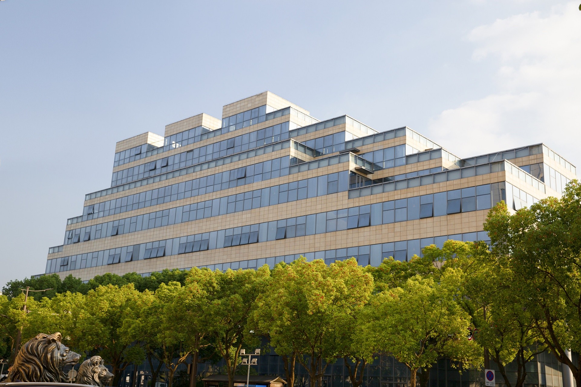 都市廣場(chǎng)